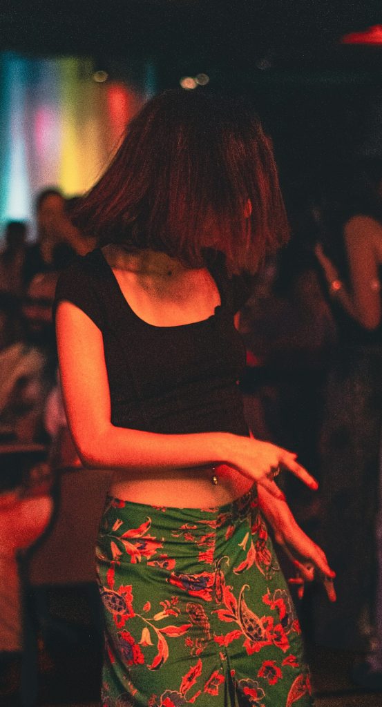 woman-dancing-in-a-club-with-colorful-lights-vry-05d4te0 woman-dancing-in-a-club-with-colorful-lights-vry-05d4te0